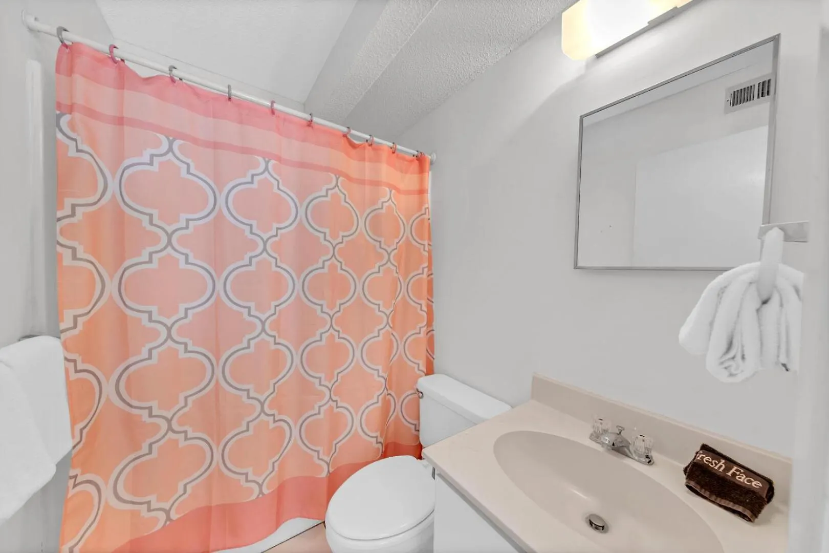 Holiday home Southbay By The Gulf 103 Only 25 Yards From The Beach A 2 Bedroom Townhome In Destin