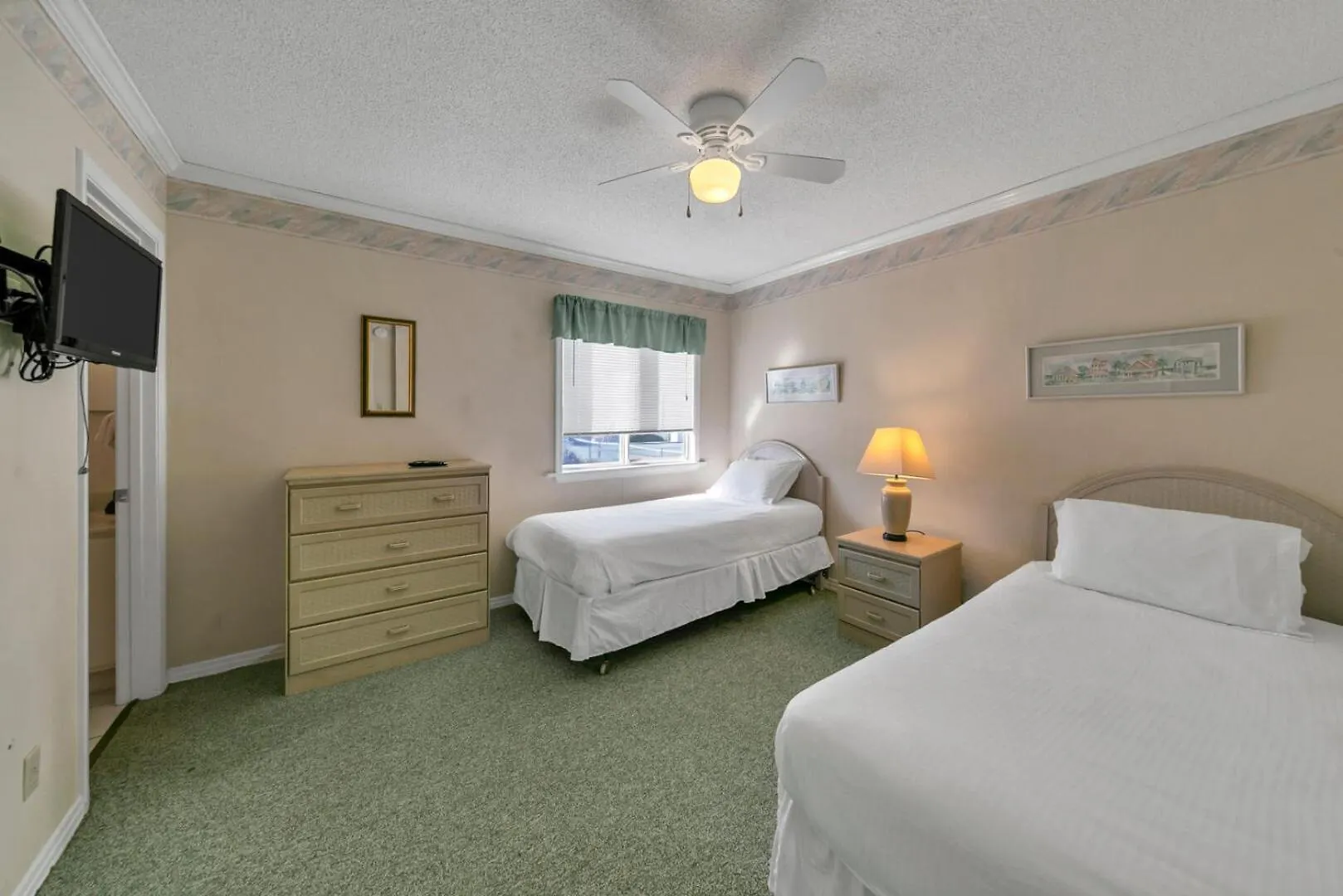 Holiday home Southbay By The Gulf 103 Only 25 Yards From The Beach A 2 Bedroom Townhome In Destin