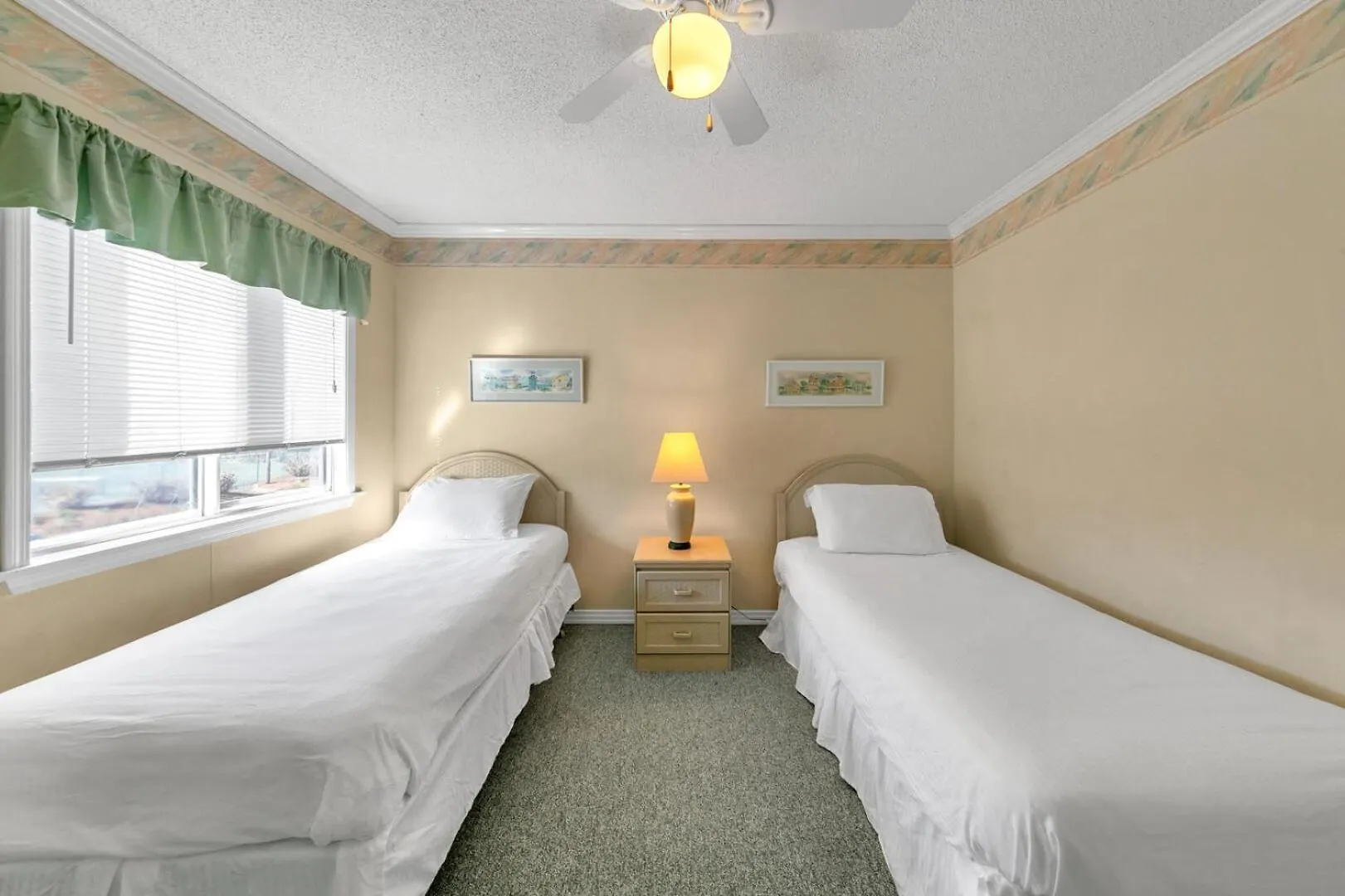 Holiday home Southbay By The Gulf 103 Only 25 Yards From The Beach A 2 Bedroom Townhome In Destin